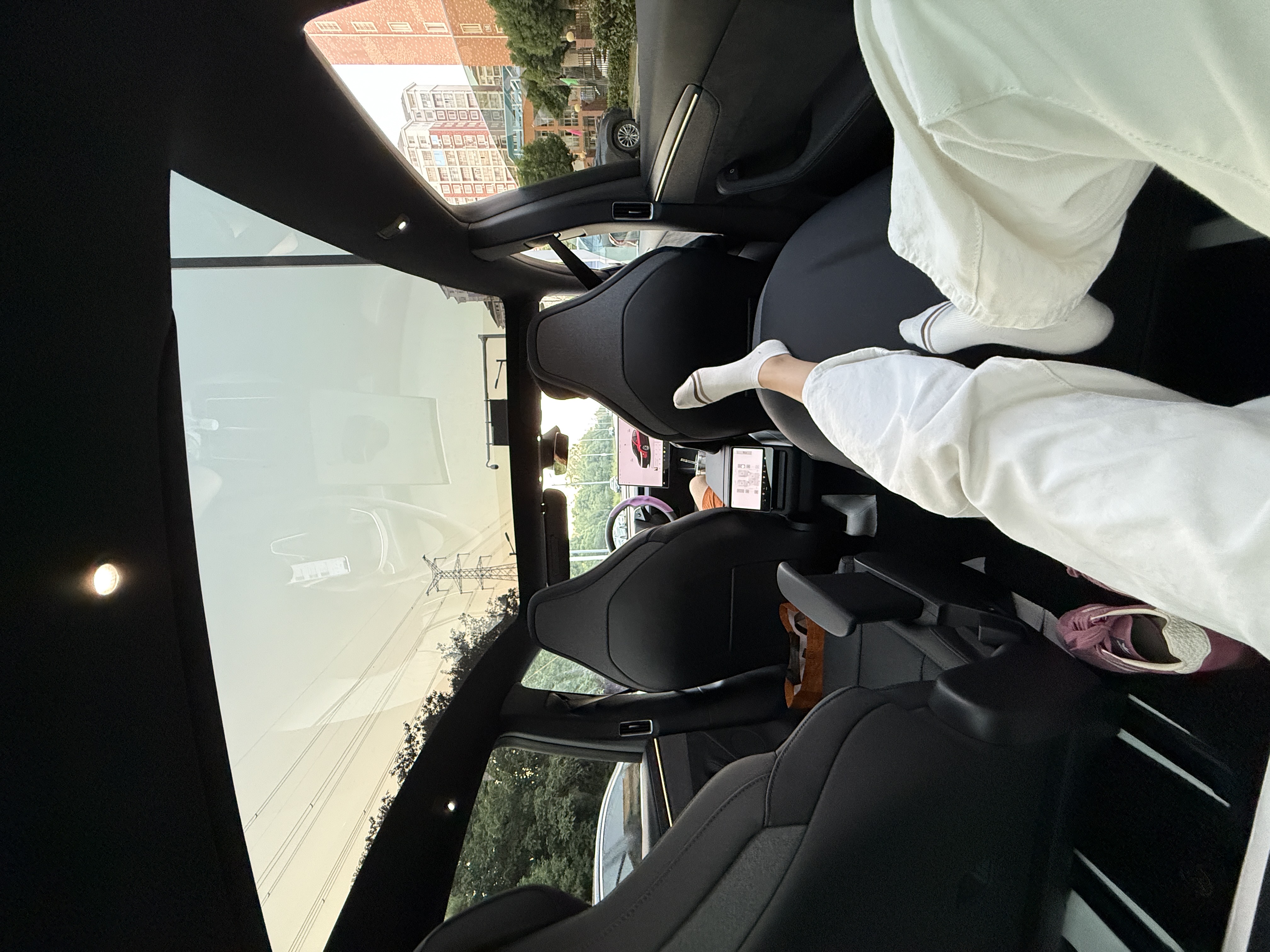 这才是YL的正确打开方式 #特斯拉yyy #特斯拉 #特斯拉yl @甜甜蛮调皮