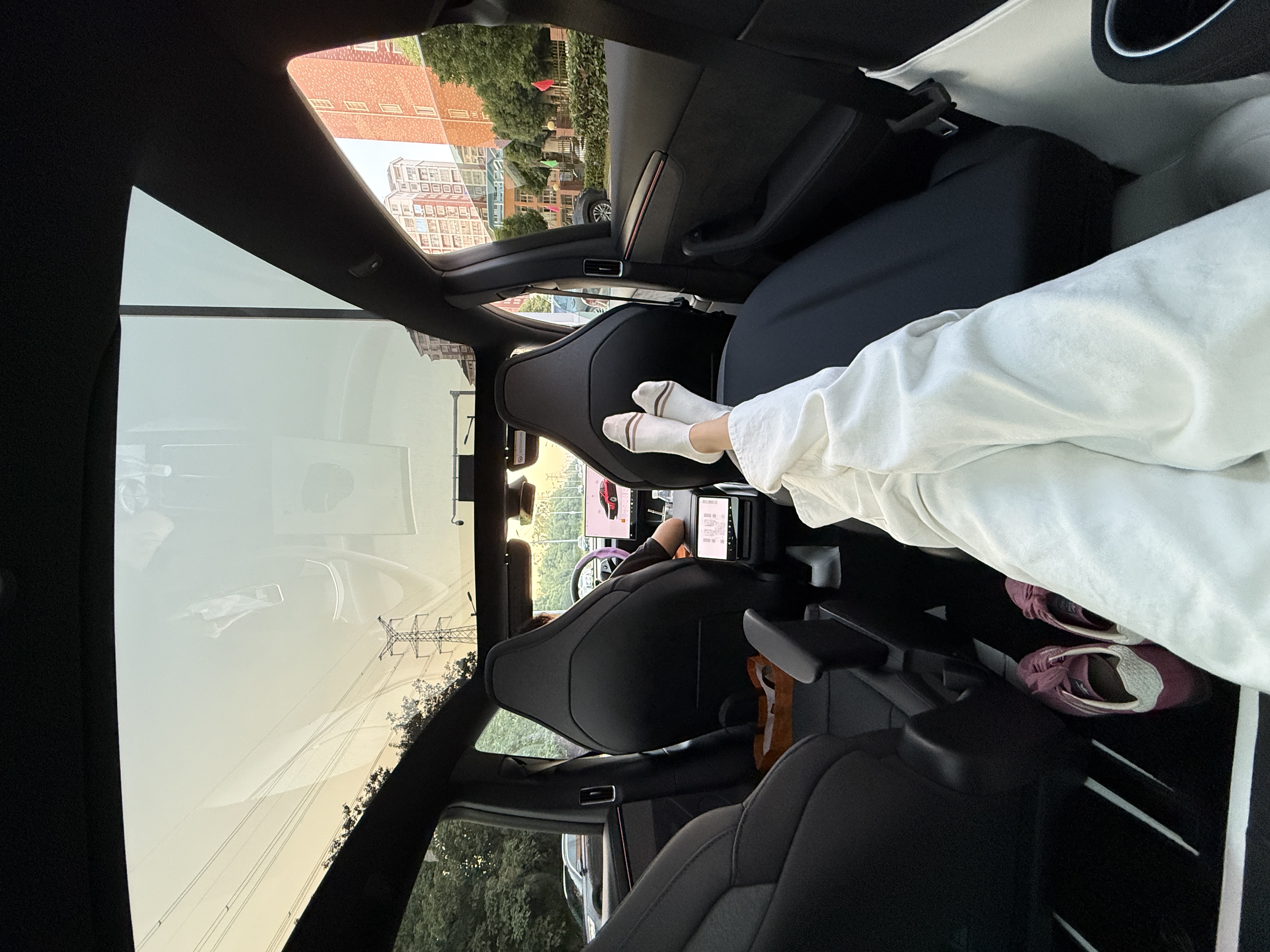 这才是YL的正确打开方式 #特斯拉yyy #特斯拉 #特斯拉yl @甜甜蛮调皮