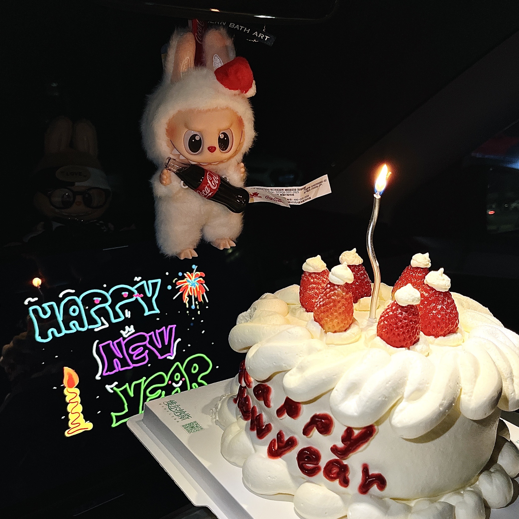 听说特斯拉和Labubu是绝配！ #labubu #车载好物 #我的车搭子 #女孩子的车内饰 #车载饰品 #二次元小卖部 @顺薪如亿👛