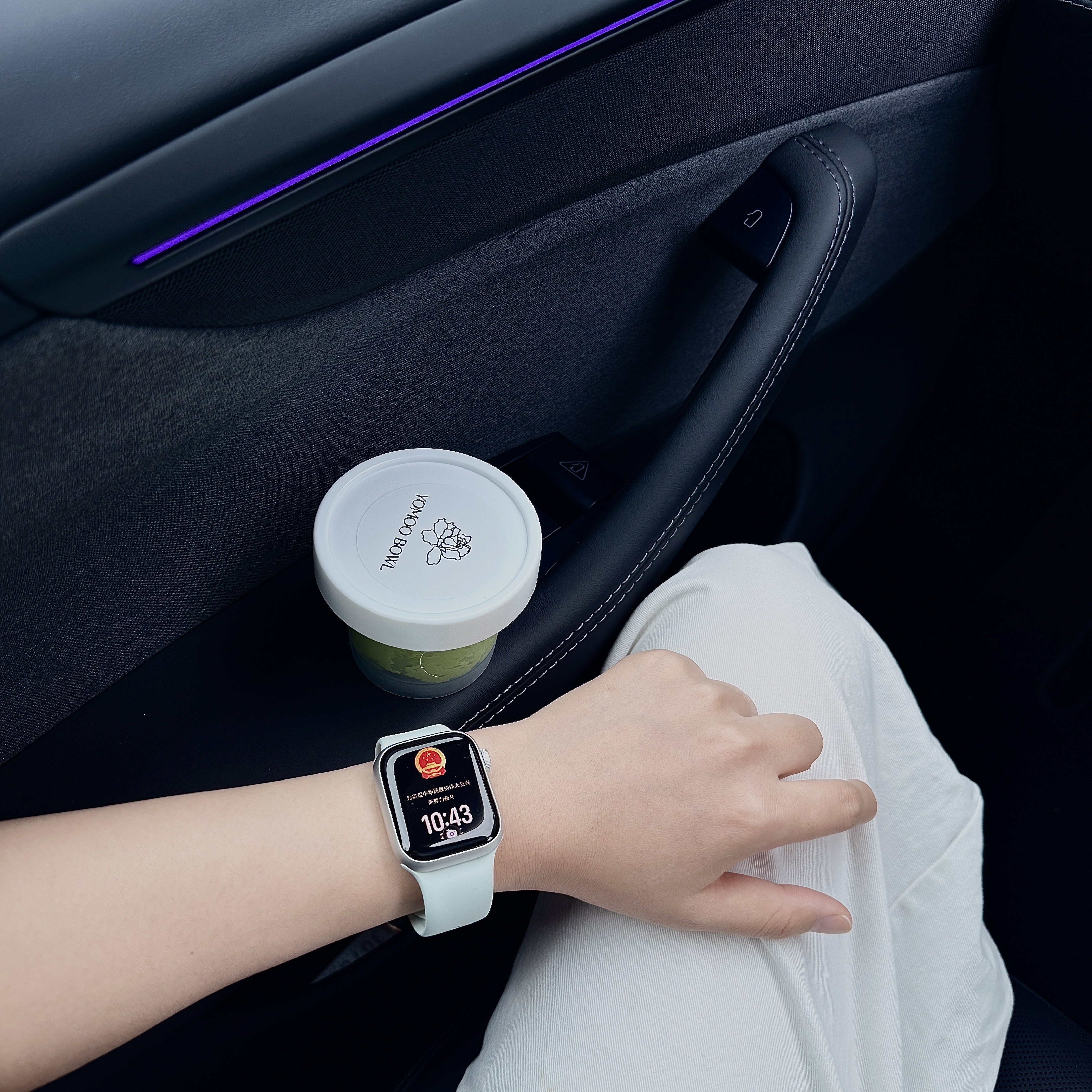 ▫️𝚃𝚎𝚜𝚕𝚊｜焕新Y！车界掌管氛围感的神！ 阴天的特斯拉依旧氛围感满满
	
#定格车内氛围感 #氛围感提升 #特斯拉 #女生车里有什么 @麻辣毛豆