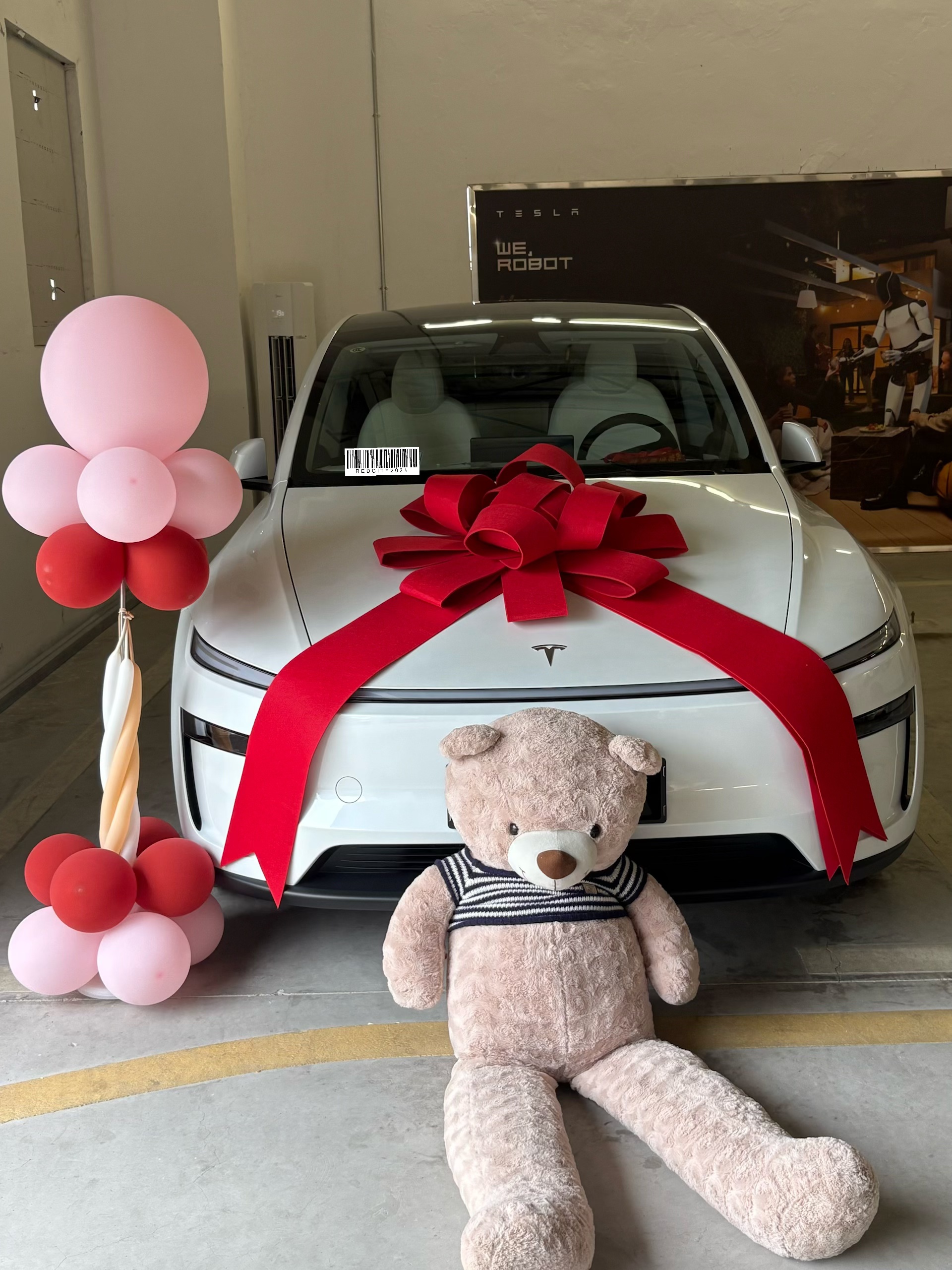 11月1日 恭喜此女喜提爱车🚗 感谢我亲爱的妈妈 全力支持[心心眼R]
一起加速世界向可持续能源转变⚡️
#深圳赤湾特斯拉交付中心 #提车大吉 #Tesla #特斯拉modelY @春日蝶信💌