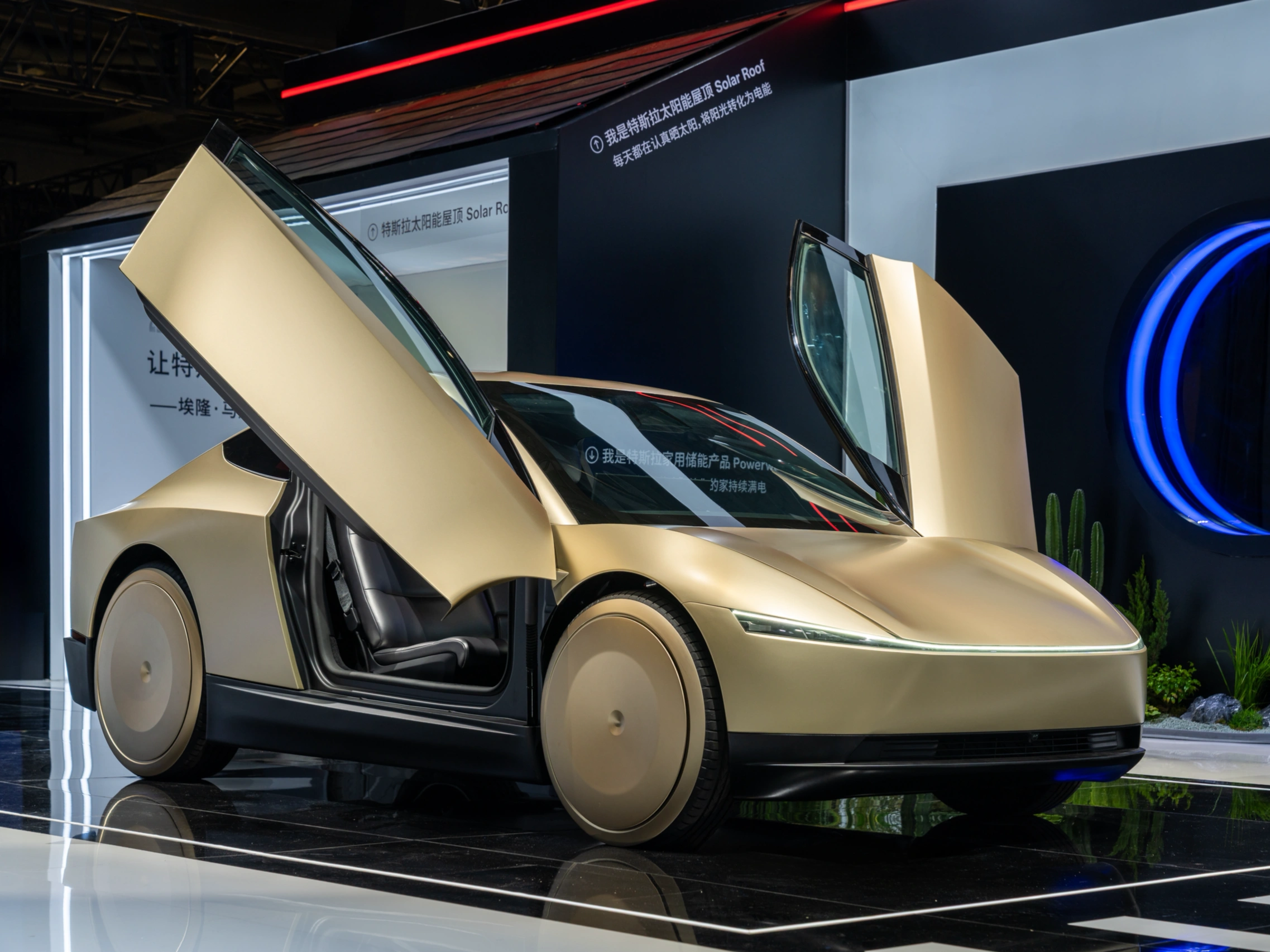 进博会现场“剧透”来啦！ 抢先看看特斯拉带来了什么[偷笑R]
	
🚕 Cybercab赛博无人驾驶电动车（亚太首秀）
🤖 特斯拉人形机器人
📐 赛博越野旅行车
🚘 Model Y L & V4超级充电桩
☀️太阳能屋顶Solar Roof &家用储能产品Powerwall
……
更多惊喜等你发现！
从出行到生活，这阵容
刷新你对智能生活的所有想象[哇R]
	
📅 11月5日-10日
📍 上海国家会展中心 2.1号馆
科幻正照进现实，邀您一同见证🎉
	
#加速世界迈向可持续的富足  #特斯拉Cybercab亚太首秀 @特斯拉