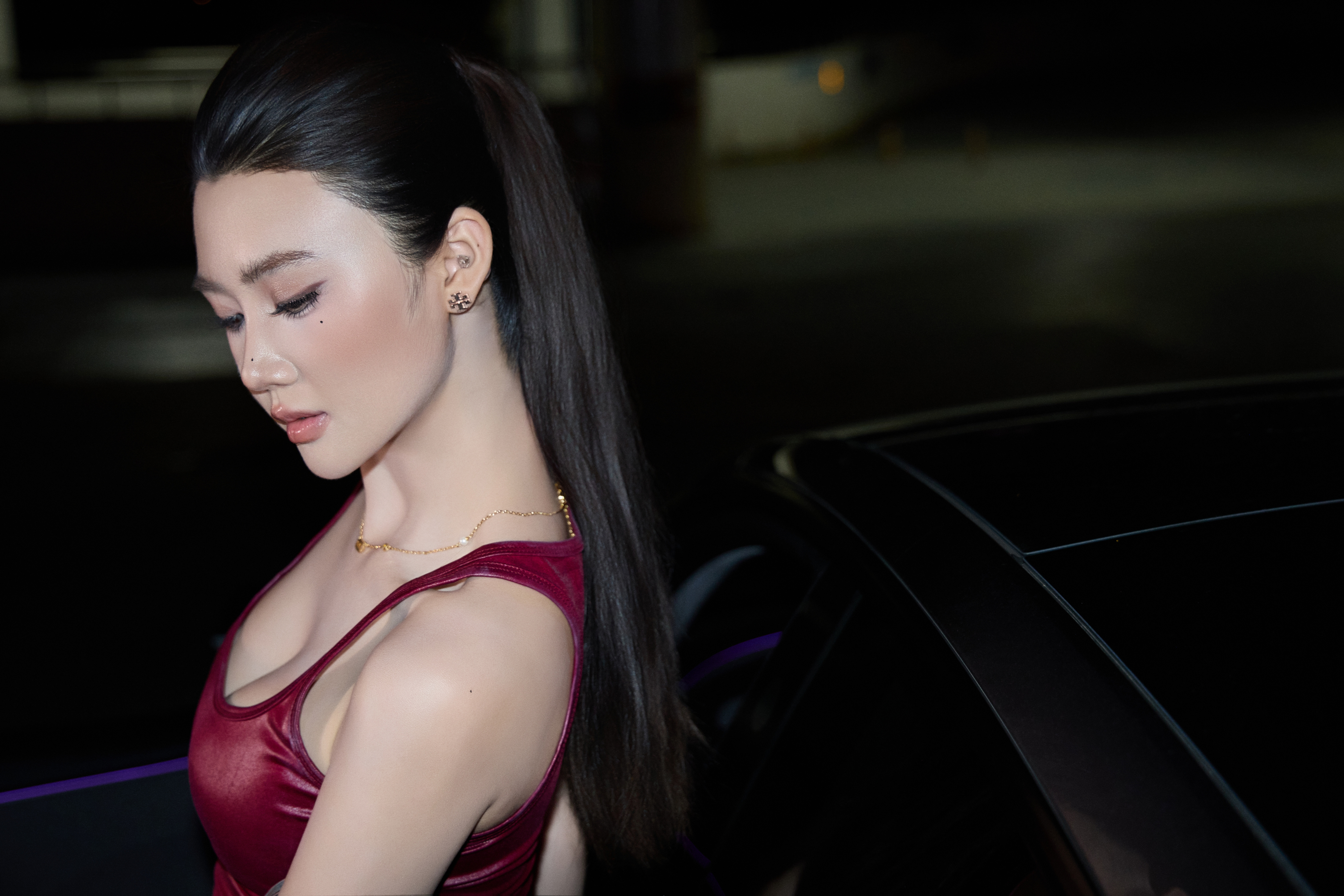 特斯拉也能拍出跑车感 和爱车来一组专属写真#和你的汽车一起拍照 #model3 #模特日常 #玩车无格式 @🐏不辣