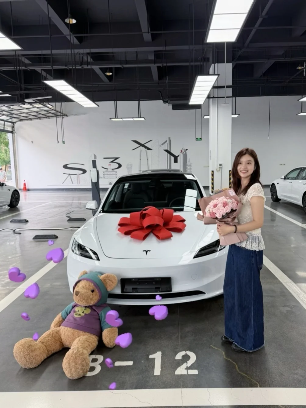 和我的小特合个影🐿️ #model3 @阳光玫瑰美眉咪